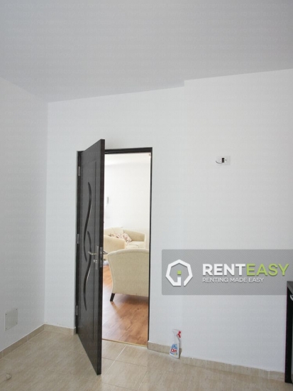 Apartament cu 4 Camere la Casa in Miroslava
