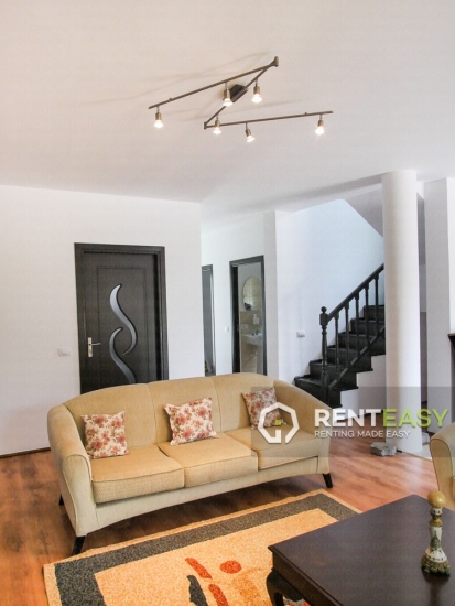 Apartament cu 4 Camere la Casa in Miroslava