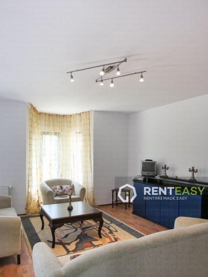 Apartament cu 4 Camere la Casa in Miroslava