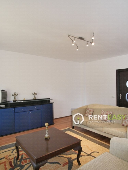 Apartament cu 4 Camere la Casa in Miroslava