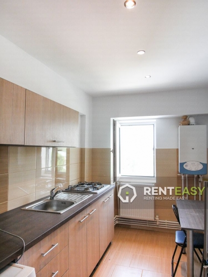 Apartament 2 Camere de Inchiriat in Podul de Fier