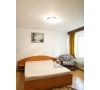 Apartament Decomandat cu 4 Camere in Nicolina de Inchiriat