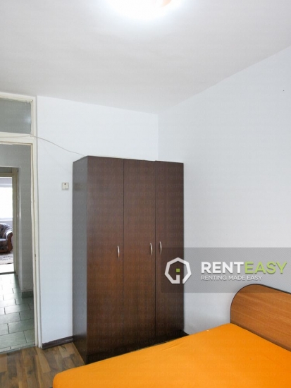 Apartament Decomandat cu 4 Camere in Nicolina de Inchiriat
