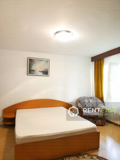 Apartament Decomandat cu 4 Camere in Nicolina de Inchiriat