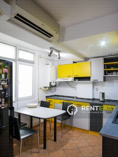 Apartament Decomandat cu 3 Camere de Inchiriat langa Moldova Mall