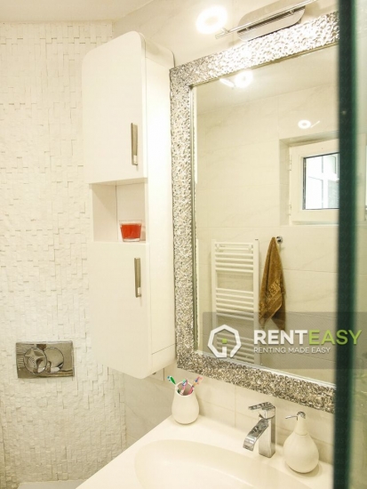 Apartament Decomandat cu 3 Camere de Inchiriat langa Moldova Mall