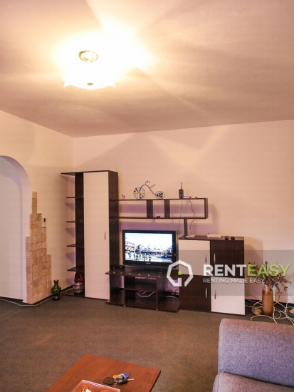 Apartament cu 2 Camere in Podu Ros de Inchiriat