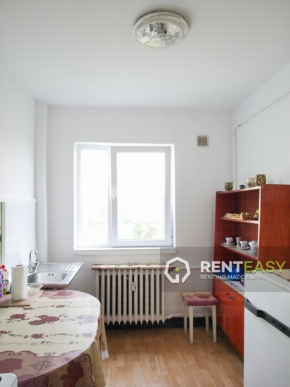 Apartament 2 camere de inchiriat in zona Podul de Piatra