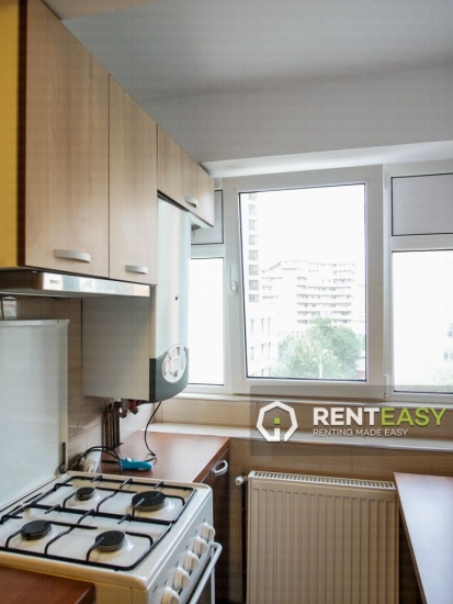 Apartament Decomandat cu 2 Camere langa Hala Centrala pentru Inchiriat