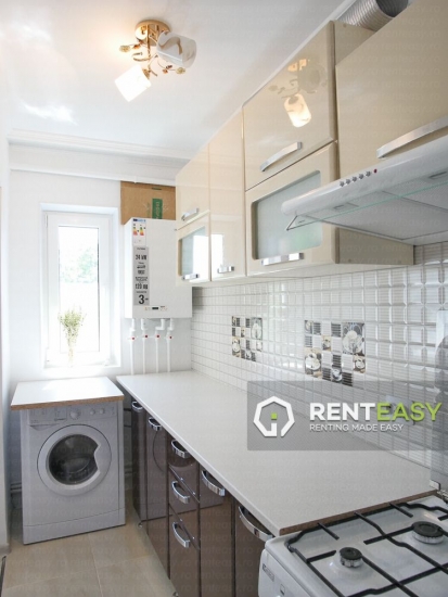 Apartament cu 3 Camere de Inchiriat in Podul de Piatra