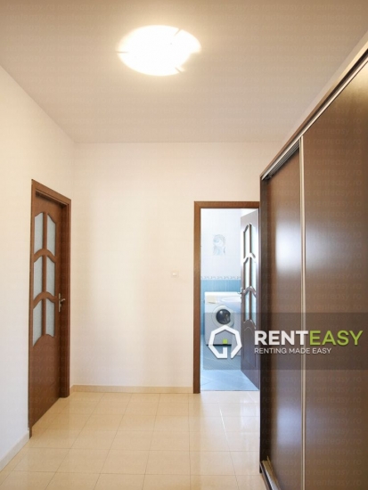 Apartament cu 4 Camere la Casa in zona Valea Lupului - Popas Pacurari