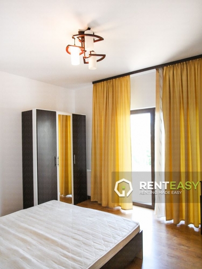 Apartament cu 4 Camere la Casa in zona Valea Lupului - Popas Pacurari