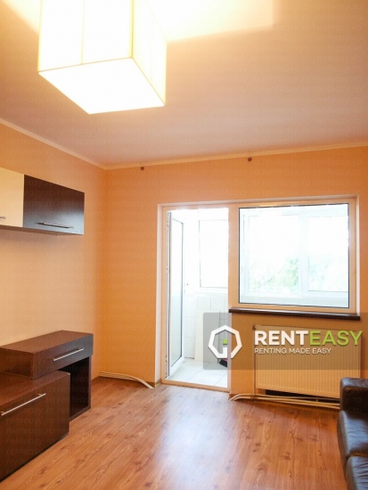 Apartament cu 4 Camere langa Palas de Inchiriat