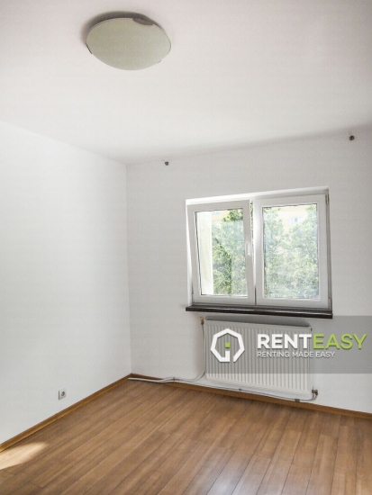 Apartament cu 4 Camere langa Palas de Inchiriat