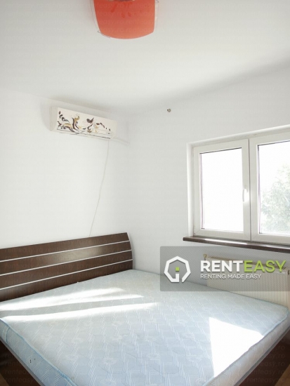 Apartament cu 4 Camere langa Palas de Inchiriat