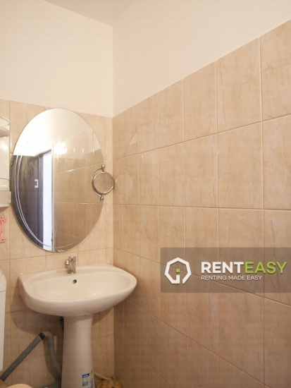 Apartament 2 Camere de Inchiriat in Centru langa Moldova Mall