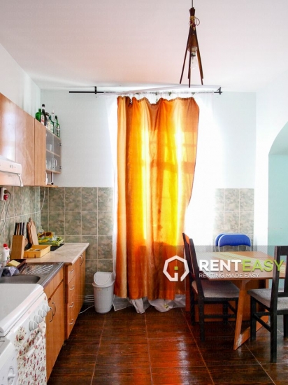 Apartament 2 Camere de Inchiriat in Centru langa Moldova Mall