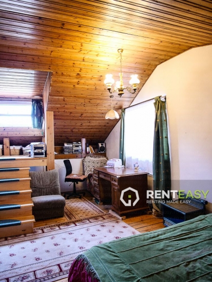 Apartament 3 Camere de Inchiriat la Casa zona Centru - Stefan cel Mare