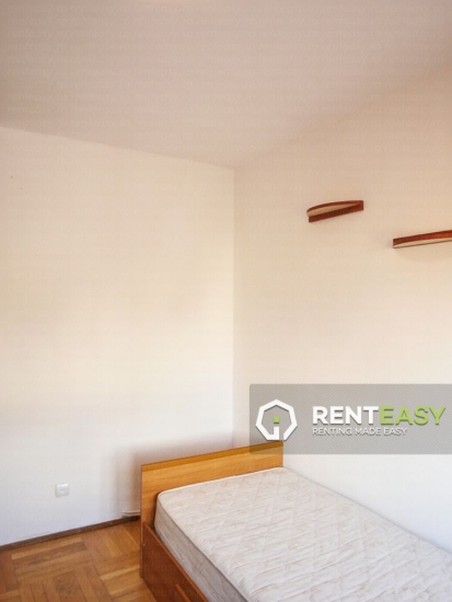 Apartament cu 4 Camere de Inchiriat in zona Garii
