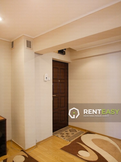Apartament cu 3 Camere de Inchiriat pe Stefan cel Mare