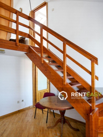 Apartament cu 3 Camere la Mansarda la Gara pentru Inchiriat