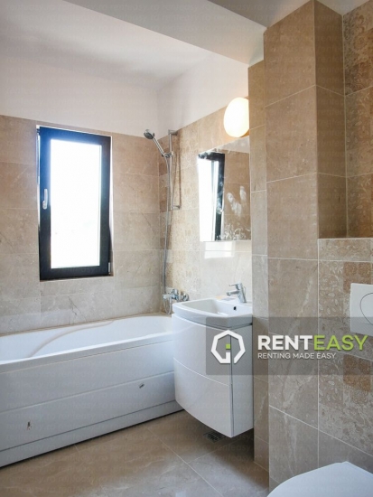Apartament cu 2 Camere de Inchiriat in Podul de Fier - Bloc Nou