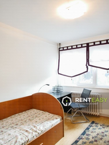 Apartament cu 3 Camere in Centru langa Moldova de Inchiriat