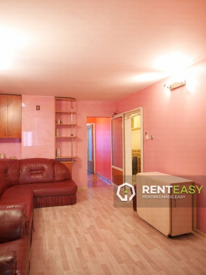 Apartament cu 3 Camere langa Palas de Inchiriat