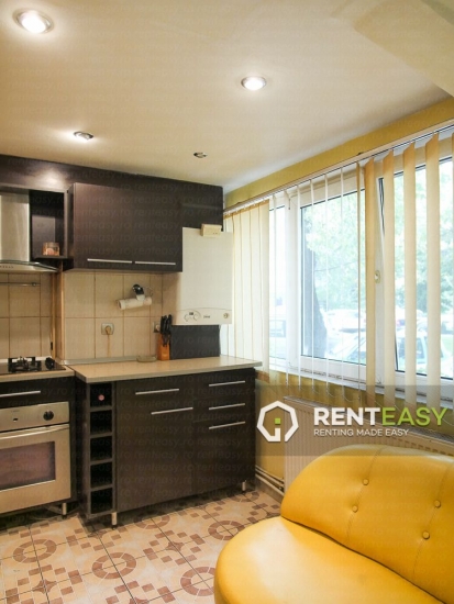 Apartament cu 3 Camere langa Palas de Inchiriat