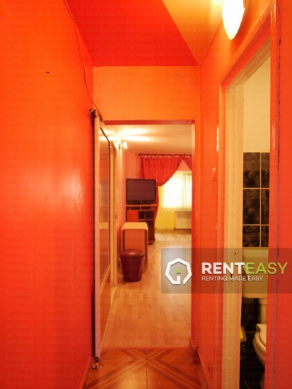 Apartament cu 3 Camere langa Palas de Inchiriat