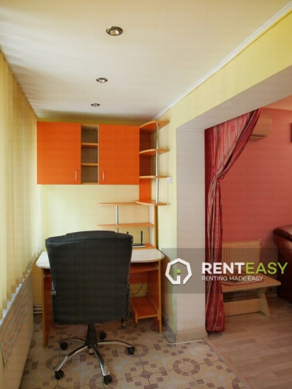 Apartament cu 3 Camere langa Palas de Inchiriat