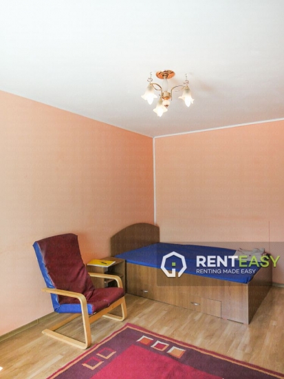 Apartament cu 3 Camere de Inchiriat in Centru - Podul de Fier