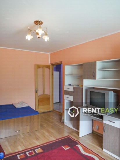 Apartament cu 3 Camere de Inchiriat in Centru - Podul de Fier