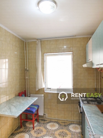 Apartament cu 3 Camere de Inchiriat in Centru - Podul de Fier