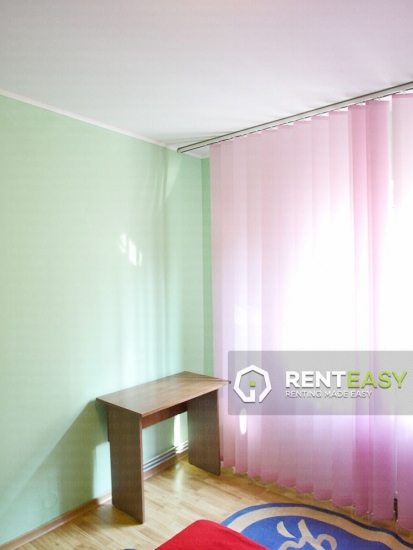 Apartament cu 3 Camere de Inchiriat in Centru - Podul de Fier