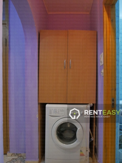 Apartament cu 3 Camere de Inchiriat in Centru - Podul de Fier