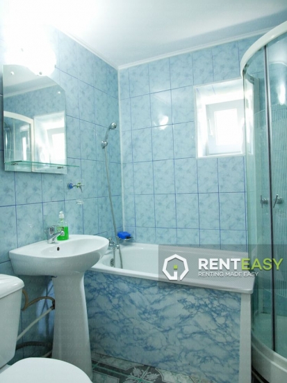 Apartament cu 3 Camere de Inchiriat in Centru - Podul de Fier