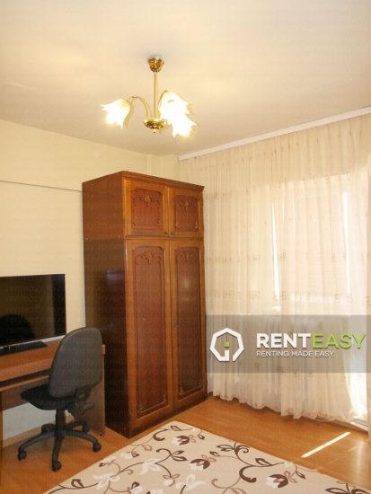 Apartament cu 3 Camere de Inchiriat in Centru - Targu Cucu