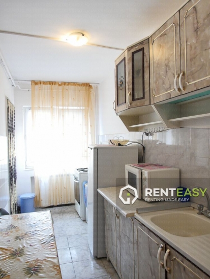 Apartament cu 2 Camere in Centru - Moldova pentru Inchiriere