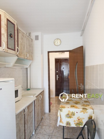 Apartament cu 2 Camere in Centru - Moldova pentru Inchiriere