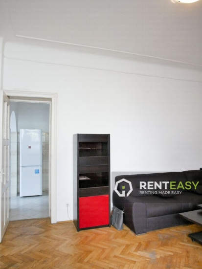 Apartament cu 3 Camere de Inchiriat in Centru langa UMF