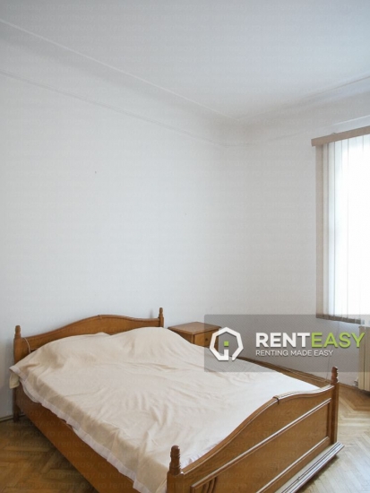 Apartament cu 3 Camere de Inchiriat in Centru langa UMF