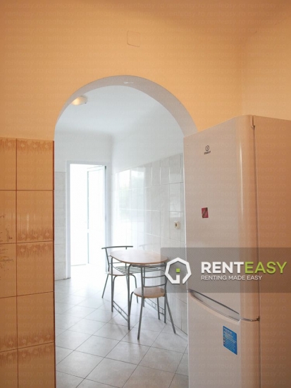 Apartament cu 3 Camere de Inchiriat in Centru langa UMF