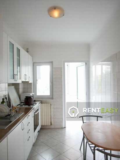 Apartament cu 3 Camere de Inchiriat in Centru langa UMF