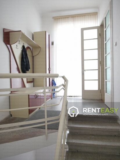Apartament cu 3 Camere de Inchiriat in Centru langa UMF