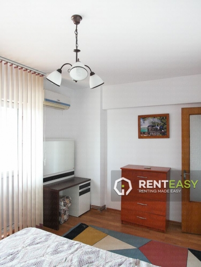 Apartament cu 3 Camere de Inchiriat in Centru zona Palas
