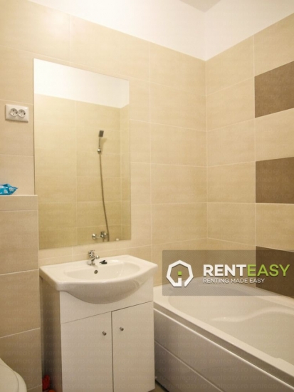 Apartament cu 2 Camere de Inchiriat in Bloc nou langa Palas