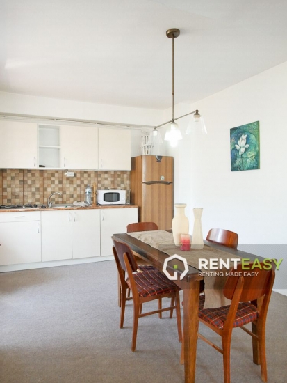 Apartament cu 3 camere de Inchiriat in Centru - Moldova Mall