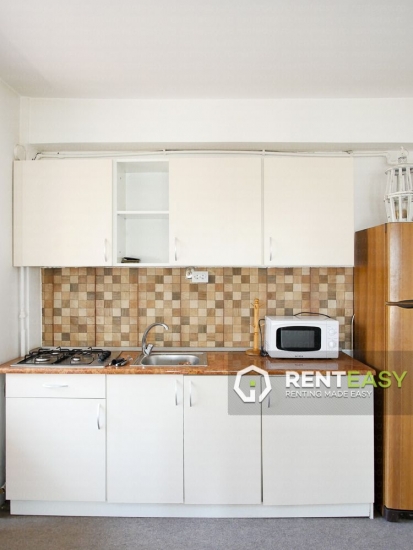 Apartament cu 3 camere de Inchiriat in Centru - Moldova Mall