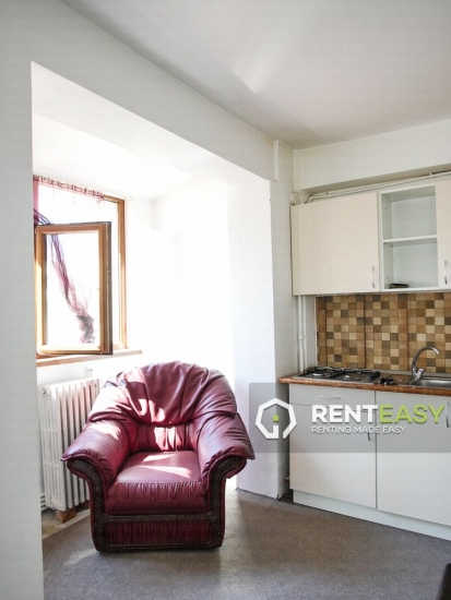 Apartament cu 3 camere de Inchiriat in Centru - Moldova Mall
